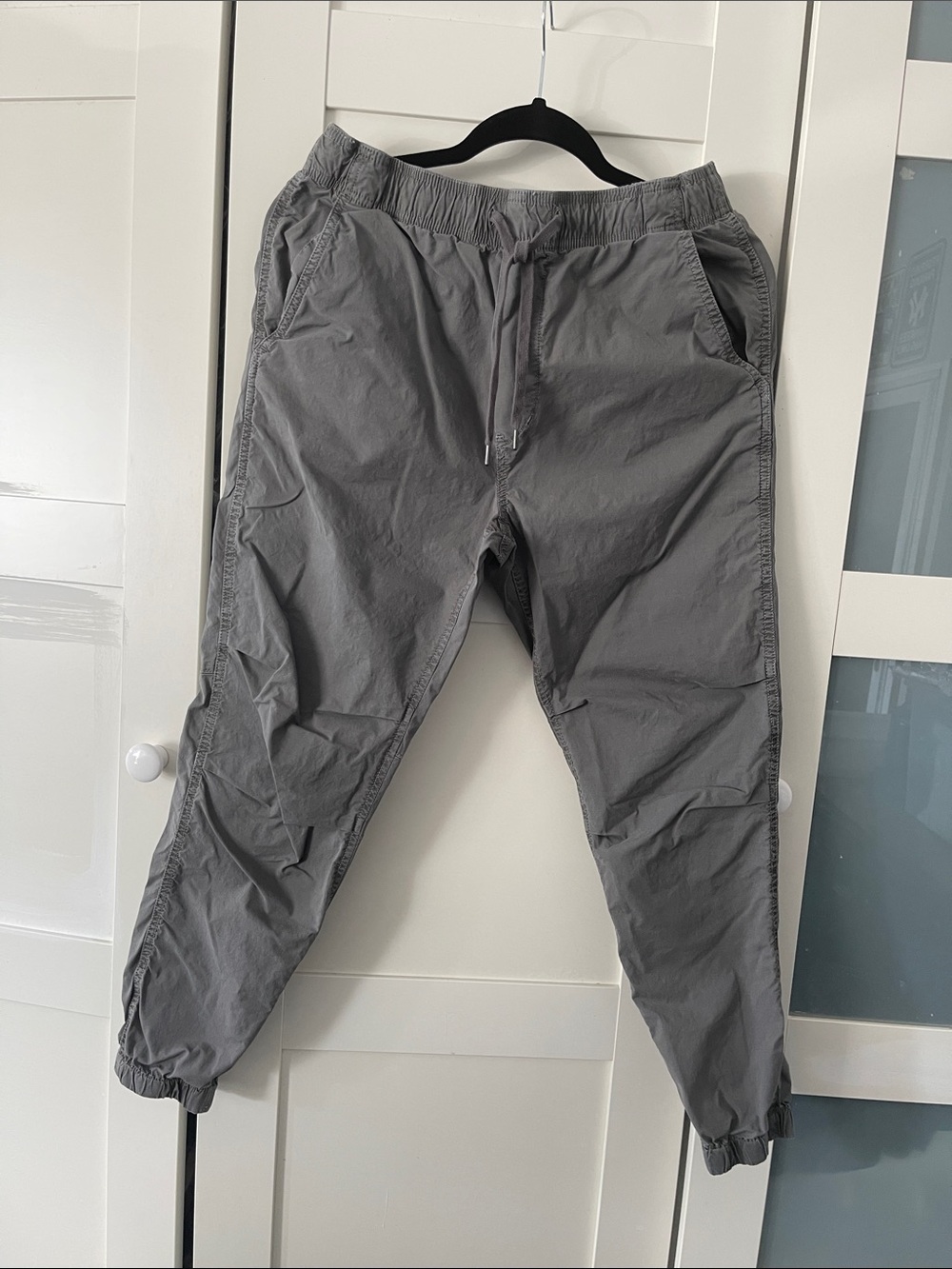 American Eagle Outfitters Gray Elastic Waist Jogger Pants
